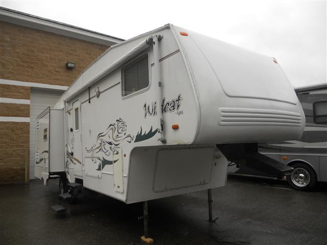 New 2002 Forest River Wildcat 29RLKS Fifth Wheel For Sale